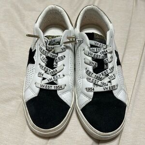 Vintage Havana sneakers